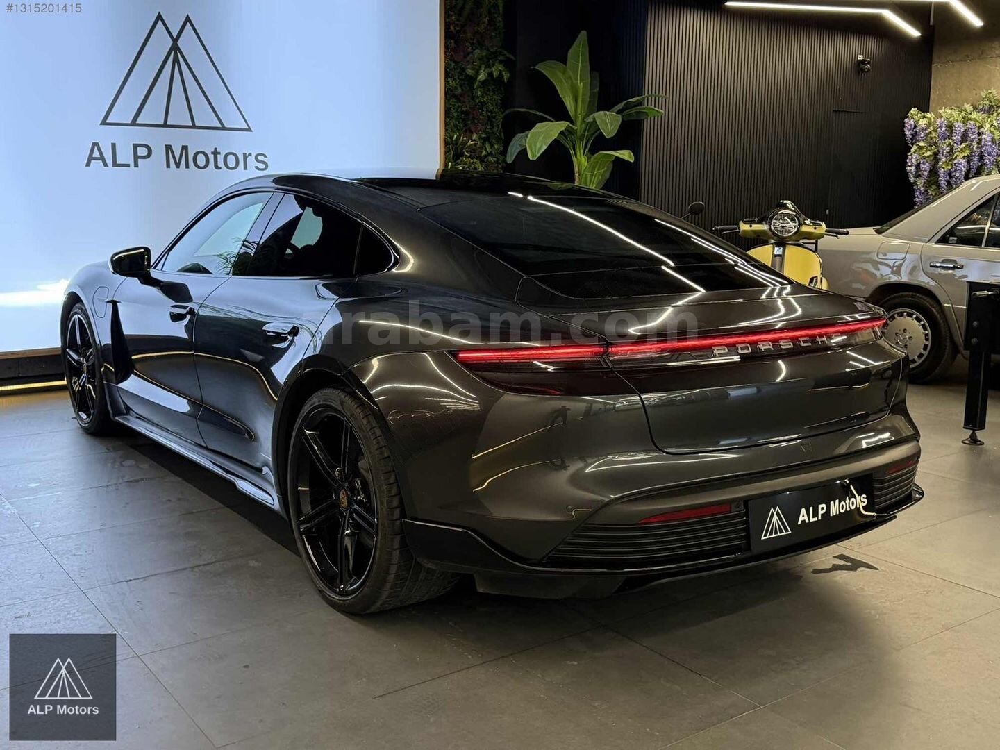 Galeriden Porsche Taycan Elektrik 4S Performance Plus 2020 Model İstanbul 20.700 km Füme 5