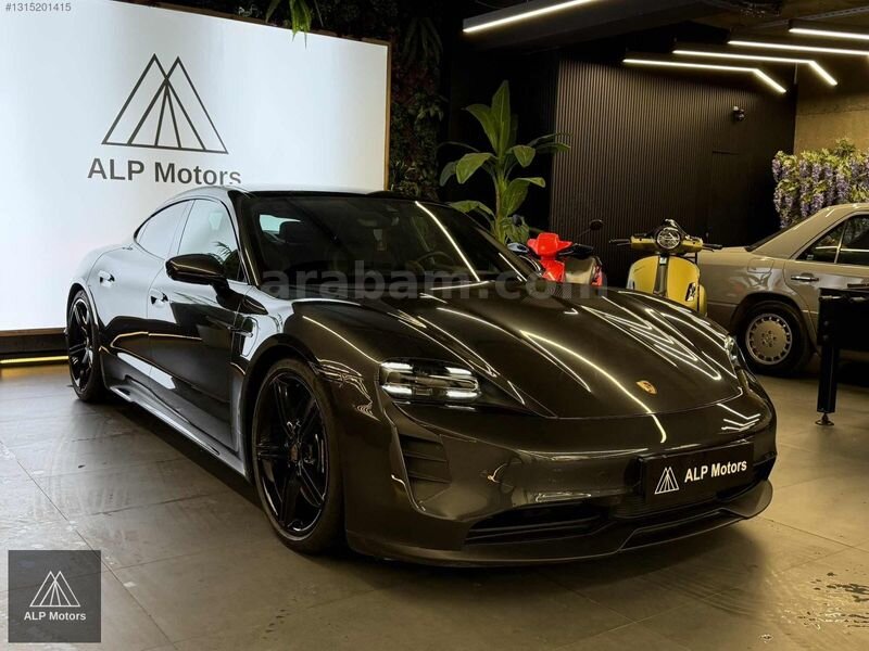 Galeriden Porsche Taycan Elektrik 4S Performance Plus 2020 Model İstanbul 20.700 km Füme