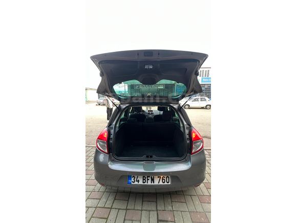 20. yıla özel seri Sahibinden Renault Clio 1.5 dCi Executive 2011 Model