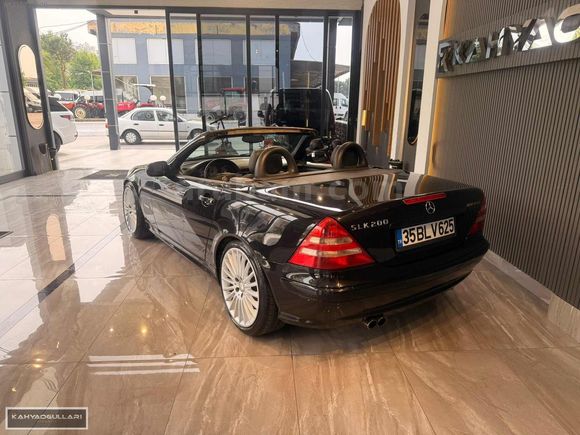 FK KAHYAOGULLARI 2.EL 2001 MERCEDES SLK200 KOMPRESSOR