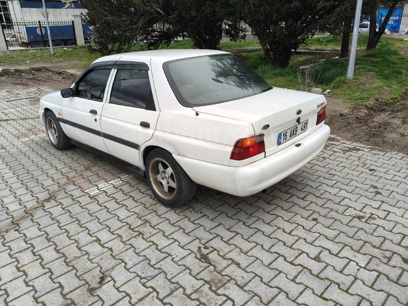 Sahibinden Ford Escort 1.6 CLX 1996 Model