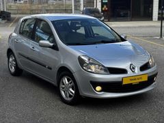 TEKNİK AUTO EKSTRALI CLİO SIFIR AYARINDA DEĞİŞENSİZ PARÇA BOYALI