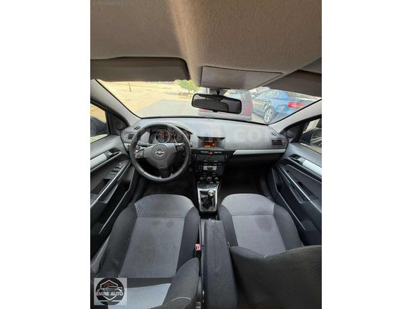 2012 MODEL ORJİNAL BAKIMLI TEMİZ ASTRA