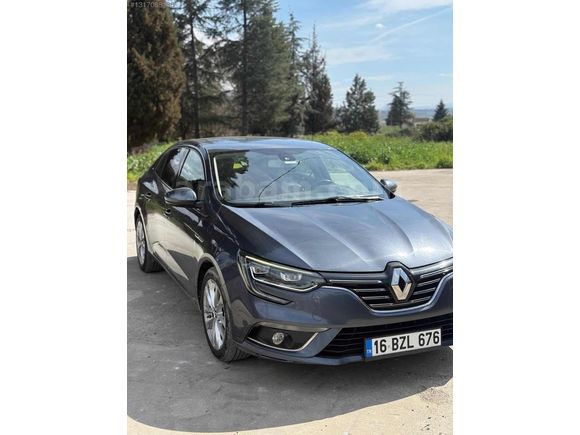 MÜFTÜOĞLUNDAN SATILIK MEGANE 4