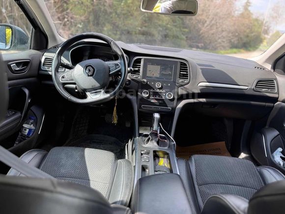 MÜFTÜOĞLUNDAN SATILIK MEGANE 4