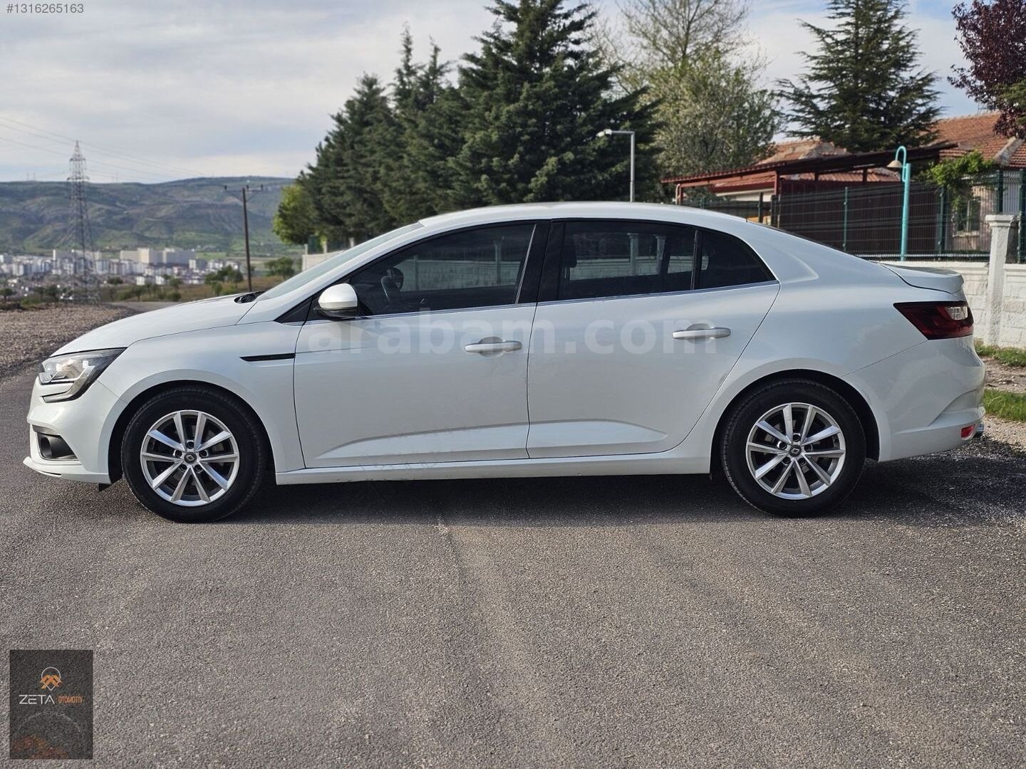 Galeriden Renault Megane 1.2 TCe Touch 2017 Model Elazığ 91.000 km Beyaz 6
