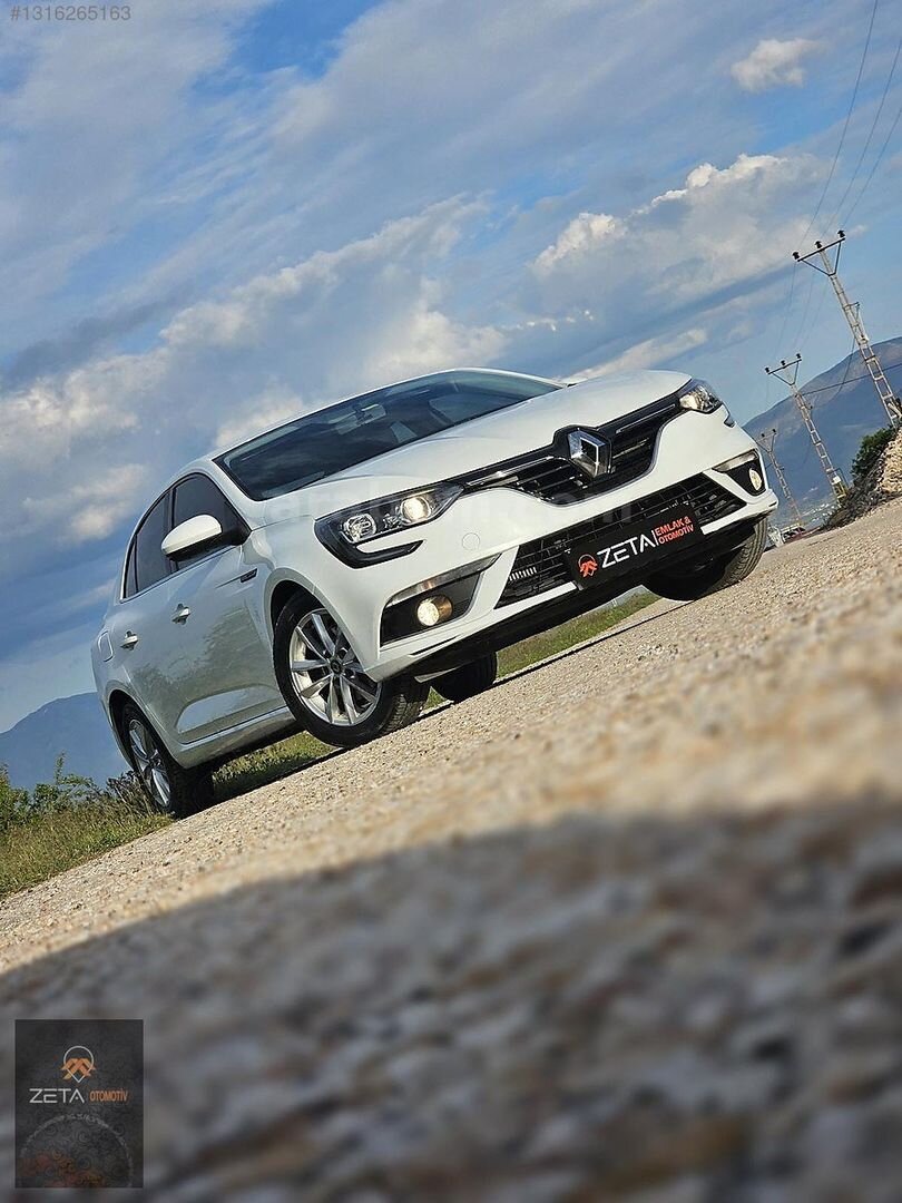Galeriden Renault Megane 1.2 TCe Touch 2017 Model Elazığ 91.000 km Beyaz 1