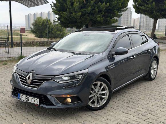 RENAULT MEGANE CAM TAVANLI OTOMATİK