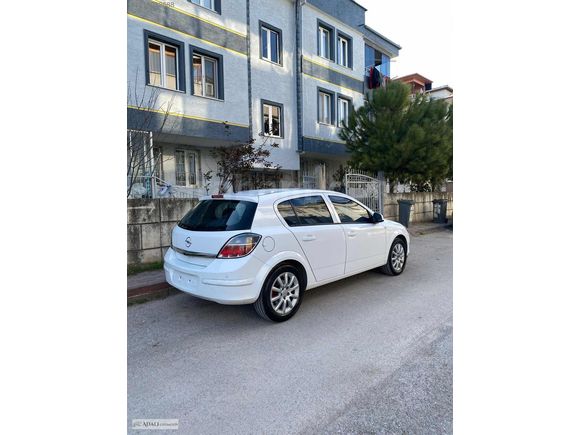 2012 MODEL 138.000 KM'DE LPG'Lİ TEMİZ AİLE ARACI