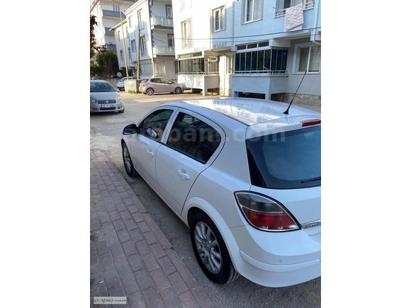 2012 MODEL 138.000 KM'DE LPG'Lİ TEMİZ AİLE ARACI