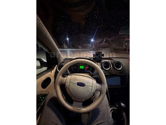 Sahibinden Ford Fiesta Van 1.4 TDCi 2007 Model 