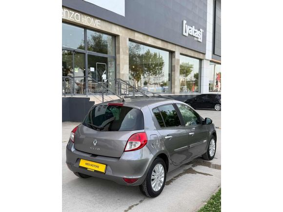 2011 MODEL 220000KM 1.5 DİZEL RENAULT CLİO3 EXTREME