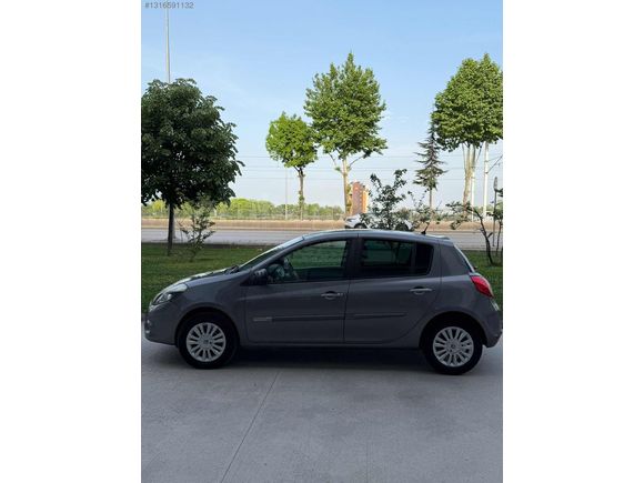 2011 MODEL 220000KM 1.5 DİZEL RENAULT CLİO3 EXTREME