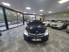 HATASIZ BOYASIZ DEGİŞENSİZ MAKYAJLI KASA