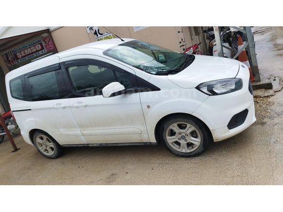 Sahibinden Ford Tourneo Courier 1.5 TDCi Delux 2020 Model Hatay 68.000 km Beyaz