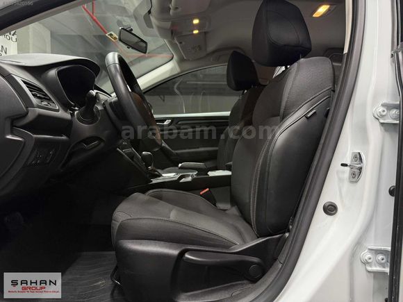 2020 MEGANE 1.5 BLUE DCI JOY EDC %20 KDV 175.000 KM