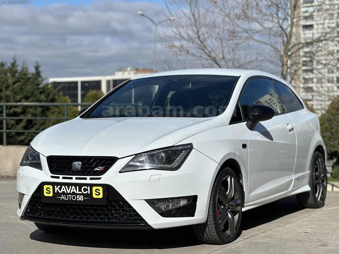 Galeriden Seat Ibiza 1.4 TSI Sport Coupe Cupra 2013 Model İstanbul 173.000 km Beyaz 2