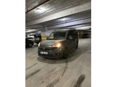 Sahibinden Fiat Doblo Combi 1.6 Multijet Safeline 2023 Model