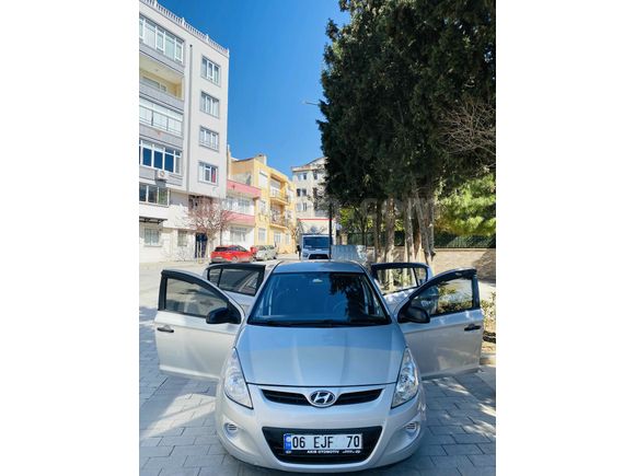Sahibinden Hyundai i20 1.4 CRDi Team 2010 Model 