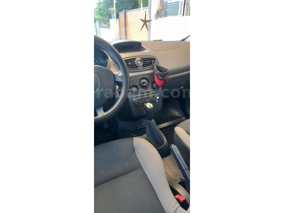 Sahibinden Renault Clio 1.2 Expression 2010 Model