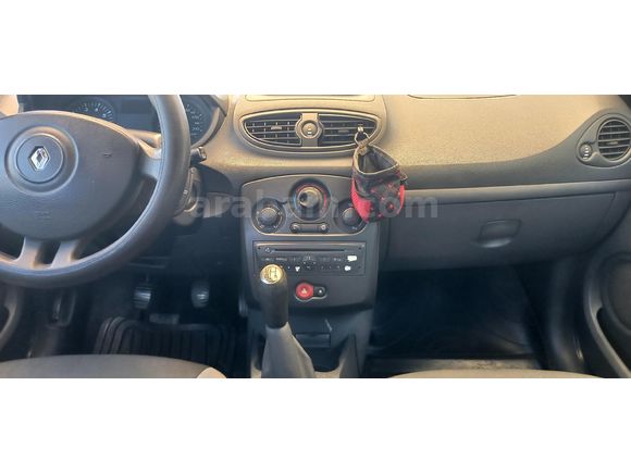 Sahibinden Renault Clio 1.2 Expression 2010 Model