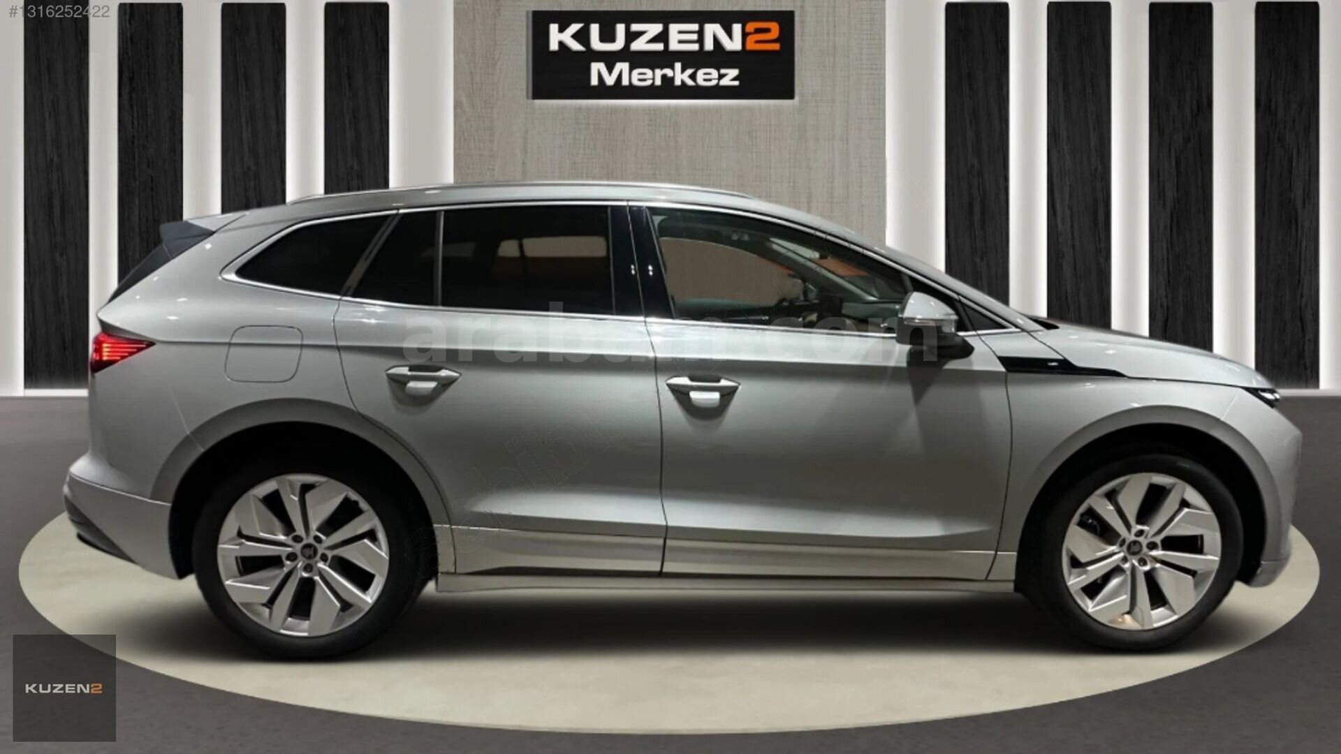 Galeriden Skoda Enyaq E-Prestige 2025 Model İstanbul 8.500 km Gri 4