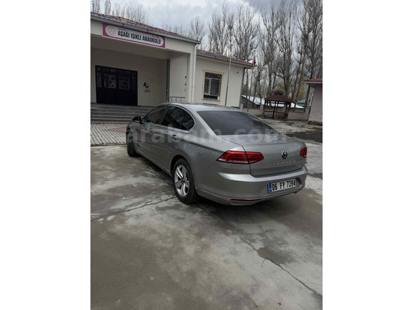 Öğretmenden Volkswagen Passat 1.6 TDi BlueMotion Comfortline 2016 Model  148.000 km Gri