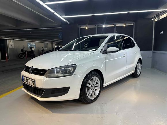 Sahibinden Volkswagen Polo 1.4 Fan Edition 2012 Model  210.000 km Beyaz