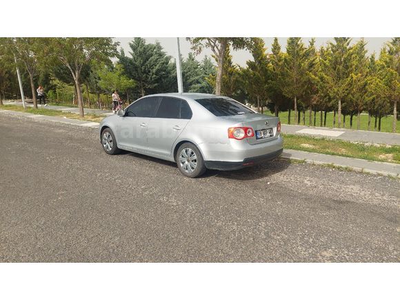 Sahibinden Volkswagen Jetta 1.6 Primeline 2010 Model
