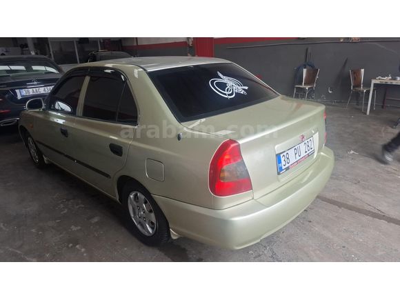 Sahibinden Hyundai Accent 1.5 1.5i GLS 2000 Model
