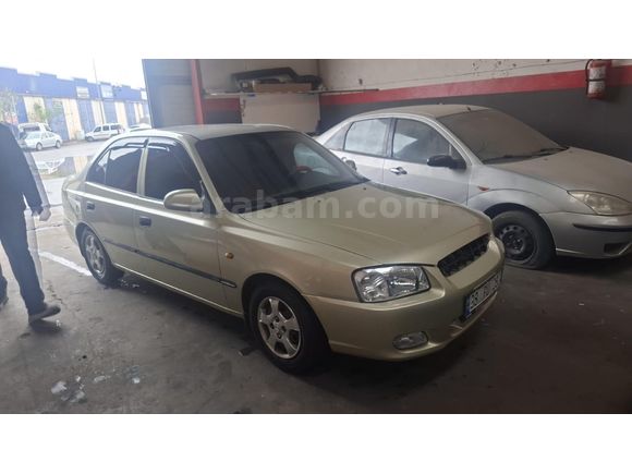 Sahibinden Hyundai Accent 1.5 1.5i GLS 2000 Model