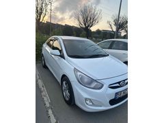 Galeriden Hyundai Accent Blue 1.6 CRDI Mode 2013 Model Bursa