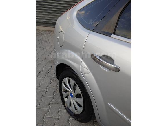 Sahibinden Ford Focus 1.6 Trend 2006 Model