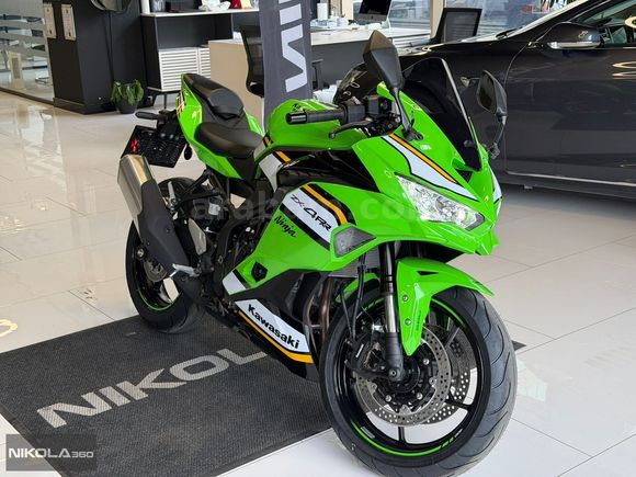 Galeriden Kawasaki Ninja ZX-4RR 2025 Model İstanbul 6.100 km Yeşil