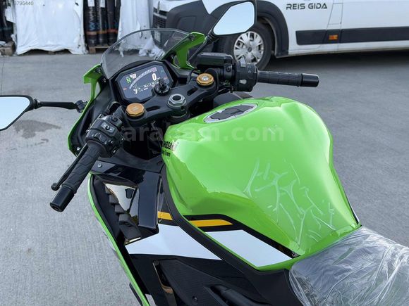 Galeriden Kawasaki Ninja ZX-4RR 2024 Model Çanakkale 6.001 km