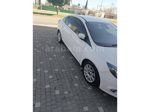 Sahibinden Ford Focus 1.6 TDCi Titanium 2013 Model