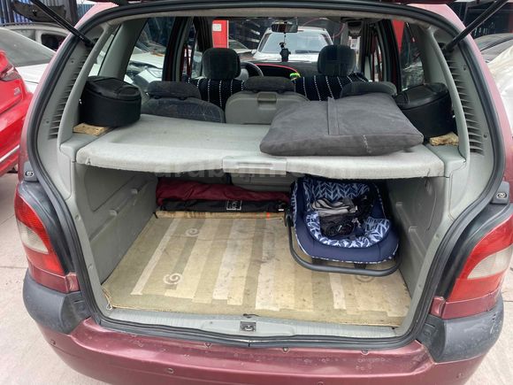TAKASLI Sahibinden Renault Scenic 1.6 RXT 2001 Model 