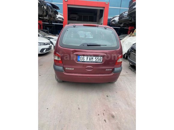 TAKASLI Sahibinden Renault Scenic 1.6 RXT 2001 Model 