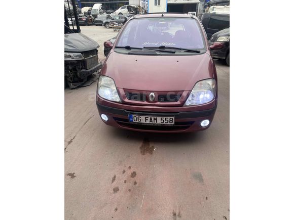 TAKASLI Sahibinden Renault Scenic 1.6 RXT 2001 Model 