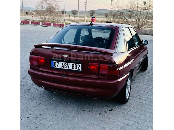 Sahibinden Ford Escort 1.8 CLX 1996 Model  Bordo