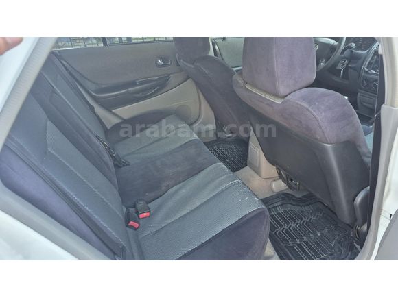 DEĞİŞENSİZ 2003 Model 1.6