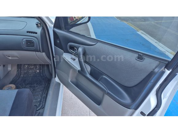 DEĞİŞENSİZ 2003 Model 1.6