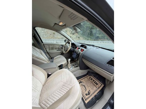 Sahibinden Renault Megane 1.6 Privilege 2006 Model 