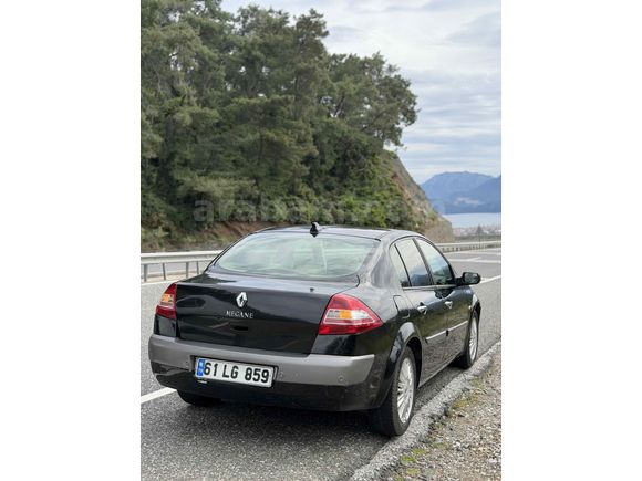 Sahibinden Renault Megane 1.6 Privilege 2006 Model 