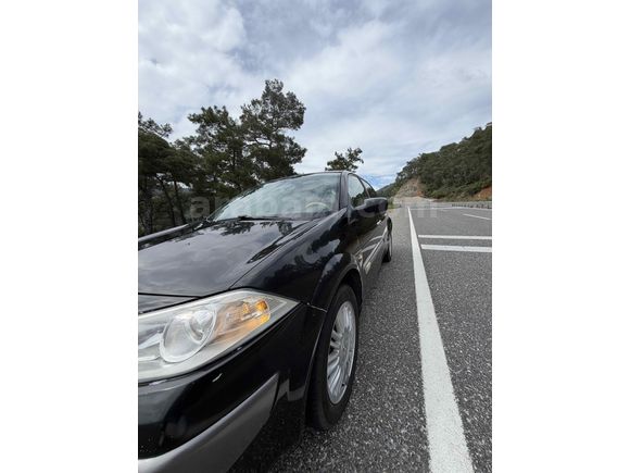 Sahibinden Renault Megane 1.6 Privilege 2006 Model 
