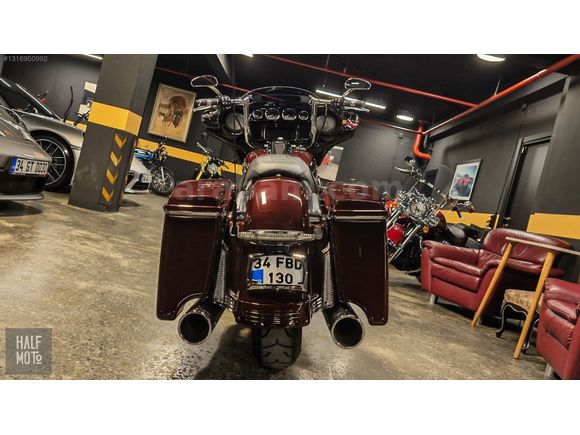 HALF MOTO 2022 HD STREET GLİDE SPECİAL