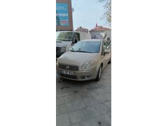 Sahibinden temiz Otomatik Linea 210 bin KM - 1.3 Multijet Dizel motor2011 Model - İSTANBUL