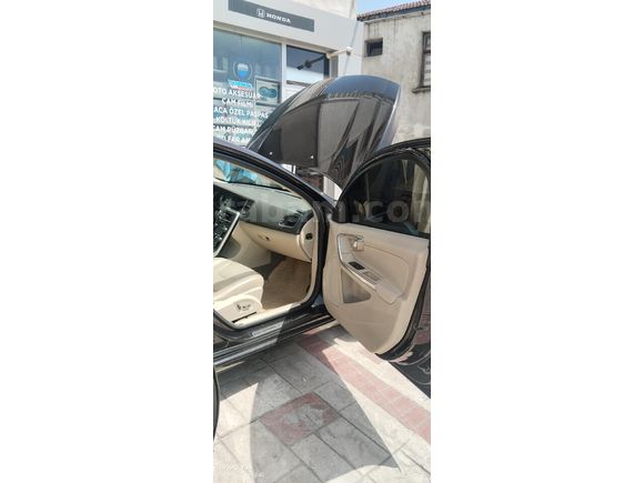 Sahibinden Volvo S60 2.0 D 2012 Model  236.000 km Siyah