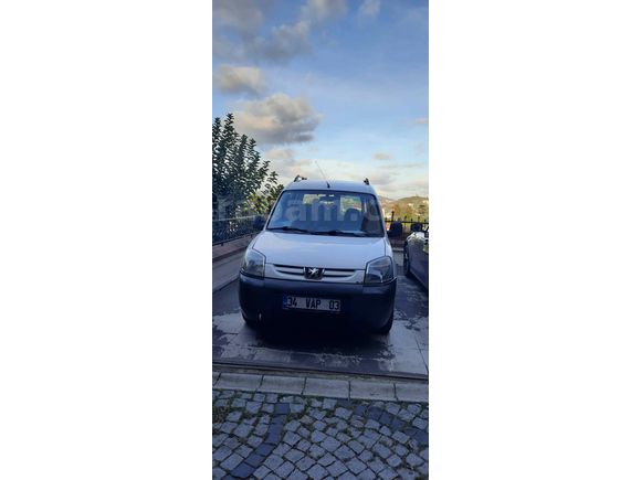 Peugeot Partner 2.0 HDI 2005 Model motor hasarlı segman kırmış 