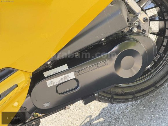 LIN CAR | 2023 LAMBRETTA V50 SPECIAL SARI